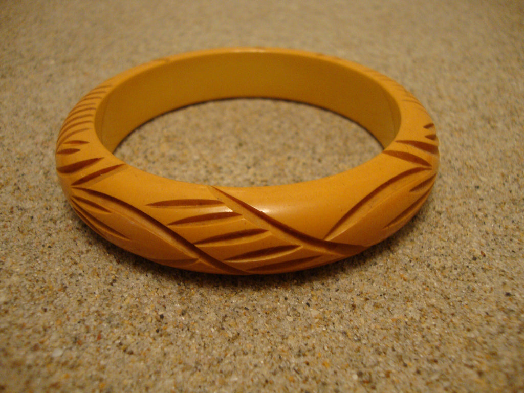 Vintage Goldenrod Bakelite Bracelet: Carved Wheat Sheaf Design