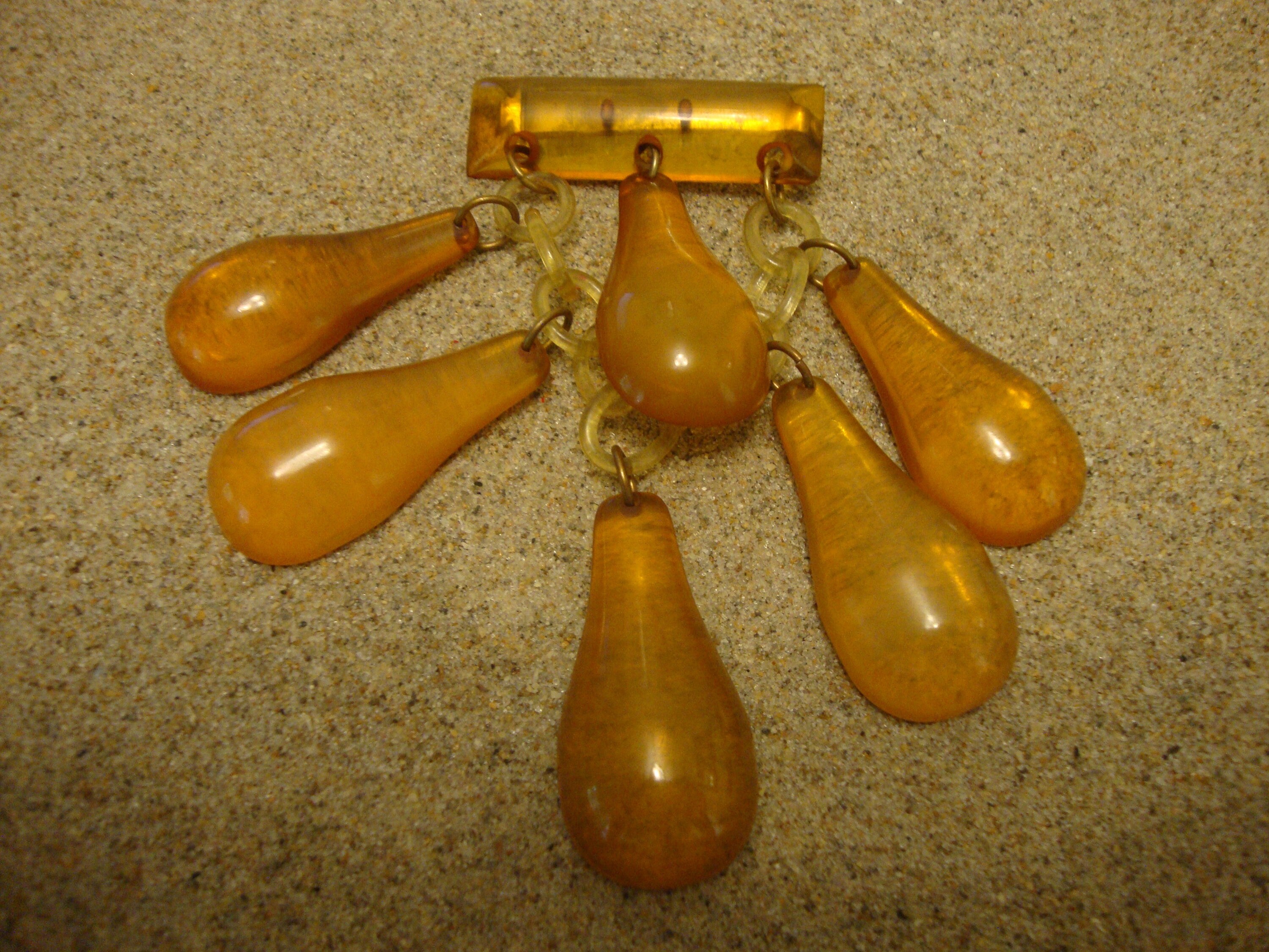 Vintage Gold Prystal Bakelite Brooch: Pear Dangle Bar Pin