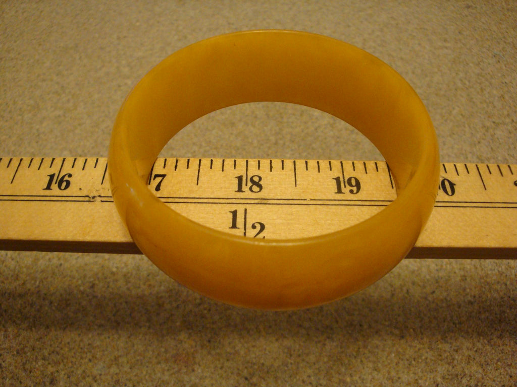 Vintage 1" Bakelite Bracelet! Semi Translucent Lemon Drop Yellow w/ Cream Marbling!