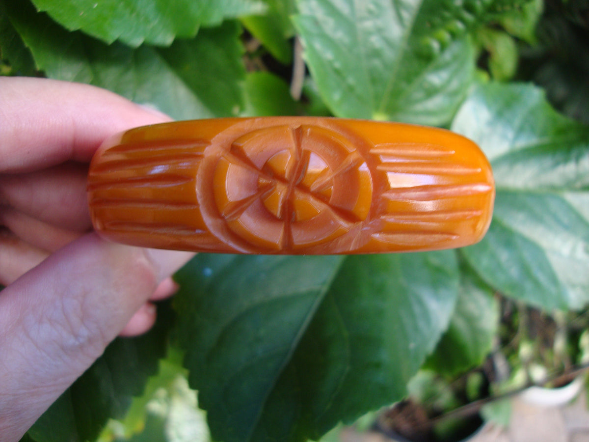 Vintage 3/4" Bakelite Bracelet! Bright Orange; Abstract Flower & Leaf Carvings!
