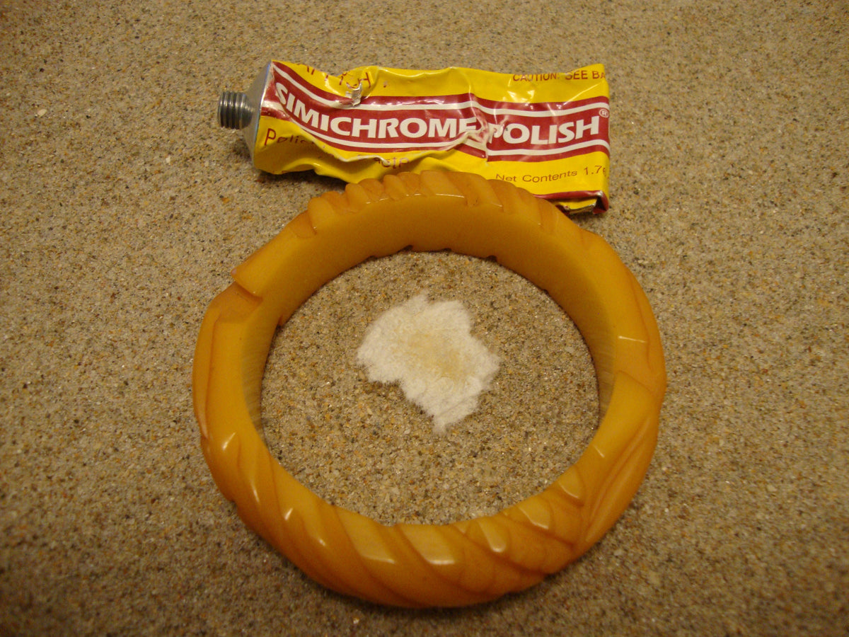 Vintage Yellow Bakelite Bracelet: Carved Flower & Leaf Design