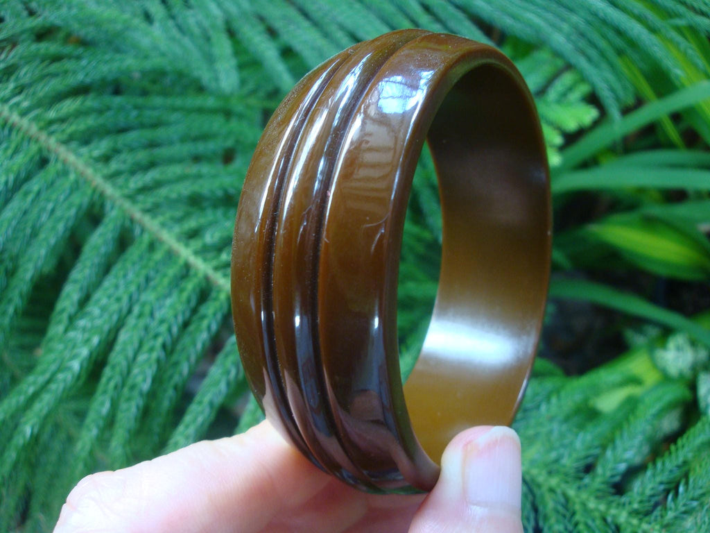 Vintage 1" Chocolate Brown Bakelite Bracelet! Grooved Sleek Art Deco Design!