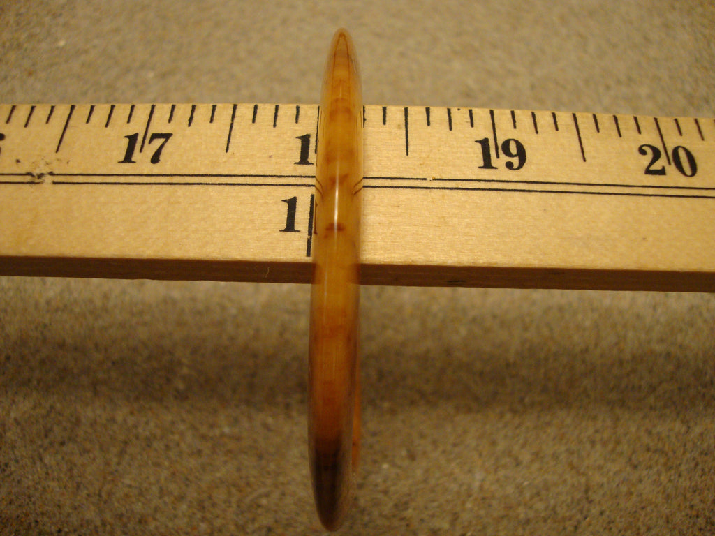 Vintage 1/4" Bakelite "Flying Saucer" Bracelet! Yellow Custard w/ Brown & Rust Marbling!