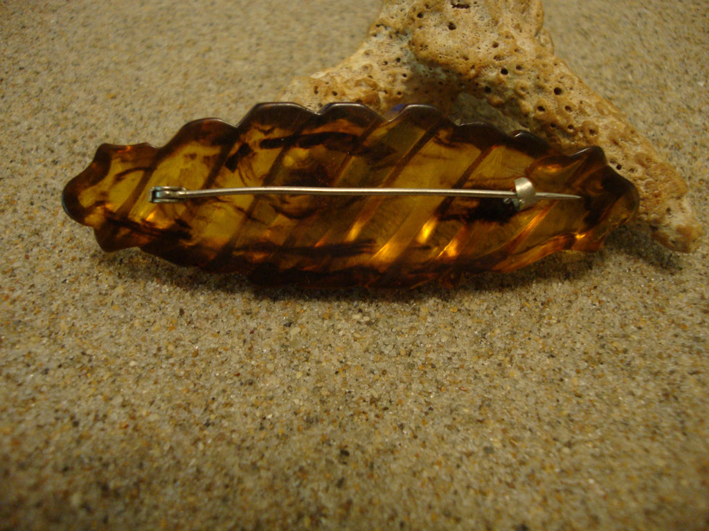 Vintage Bakelite Brooch: Gold Marbled Carved Design, 1940s