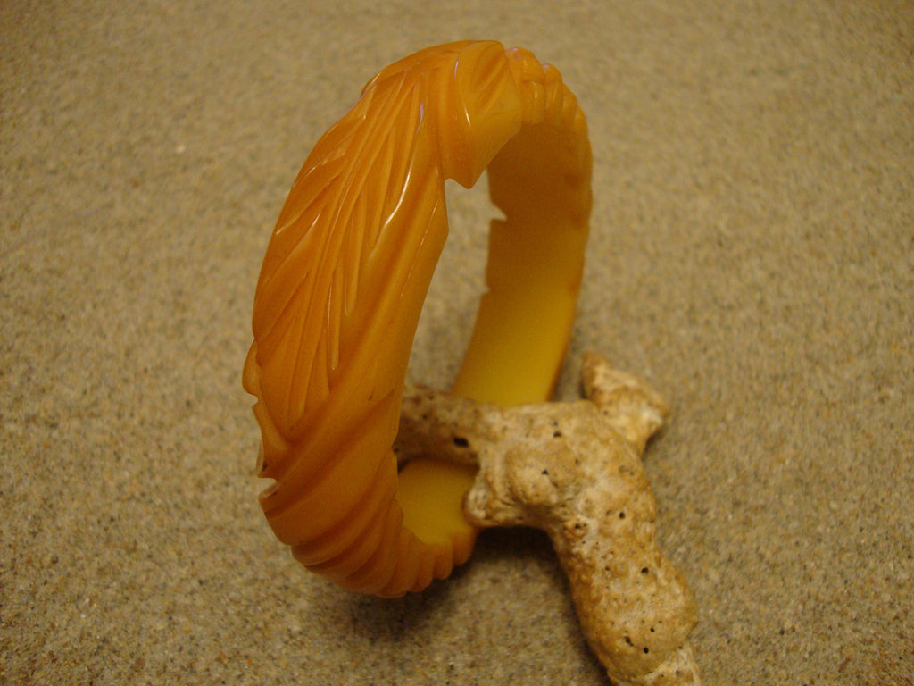 Vintage Yellow Bakelite Bracelet: Carved Flower & Leaf Design