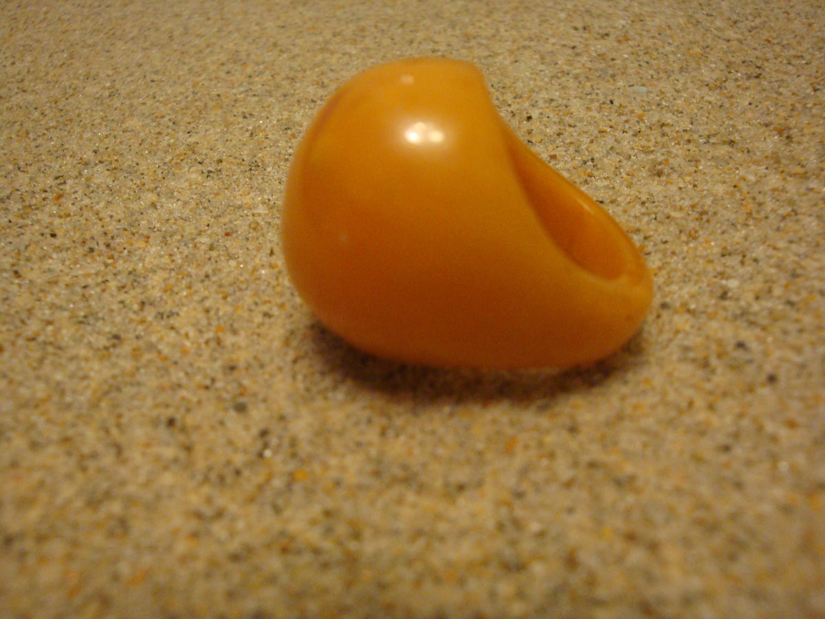 Vintage Bakelite High Domed Ring! Size 6 1/2; Marbled Orange/Cream Colors!