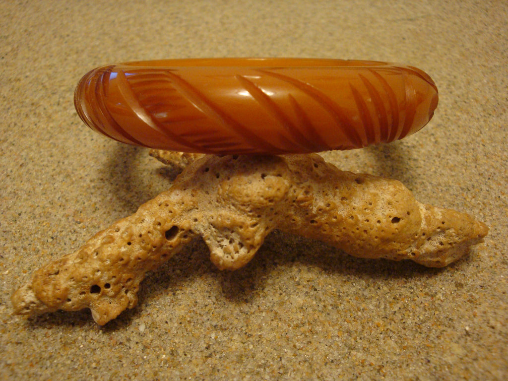 Vintage 5/8" Butterscotch Bakelite Bracelet! Abstract Flower & Leaf Carvings!