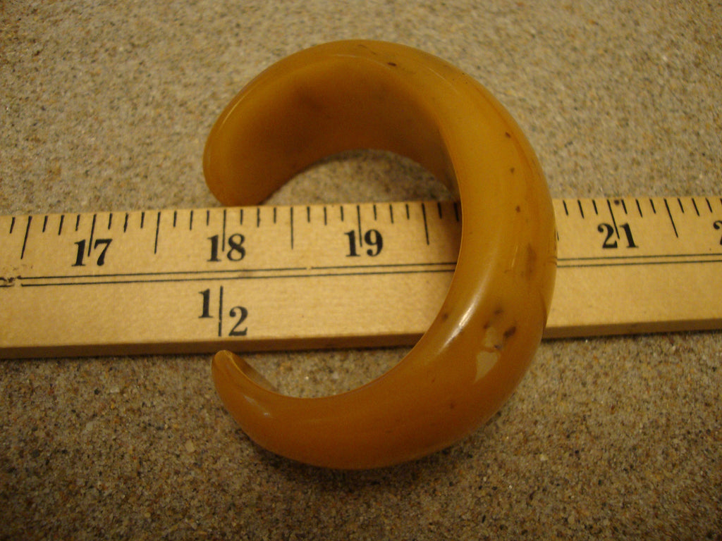 Vintage Butterscotch Bakelite Cuff Bracelet: 1 1/4" Wide