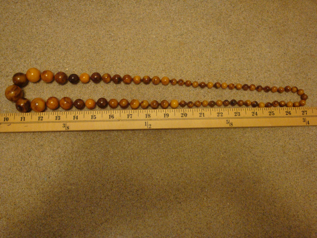 Vintage 34" Bakelite Necklace! Marbled Graduated Brown & Butterscotch Beads!