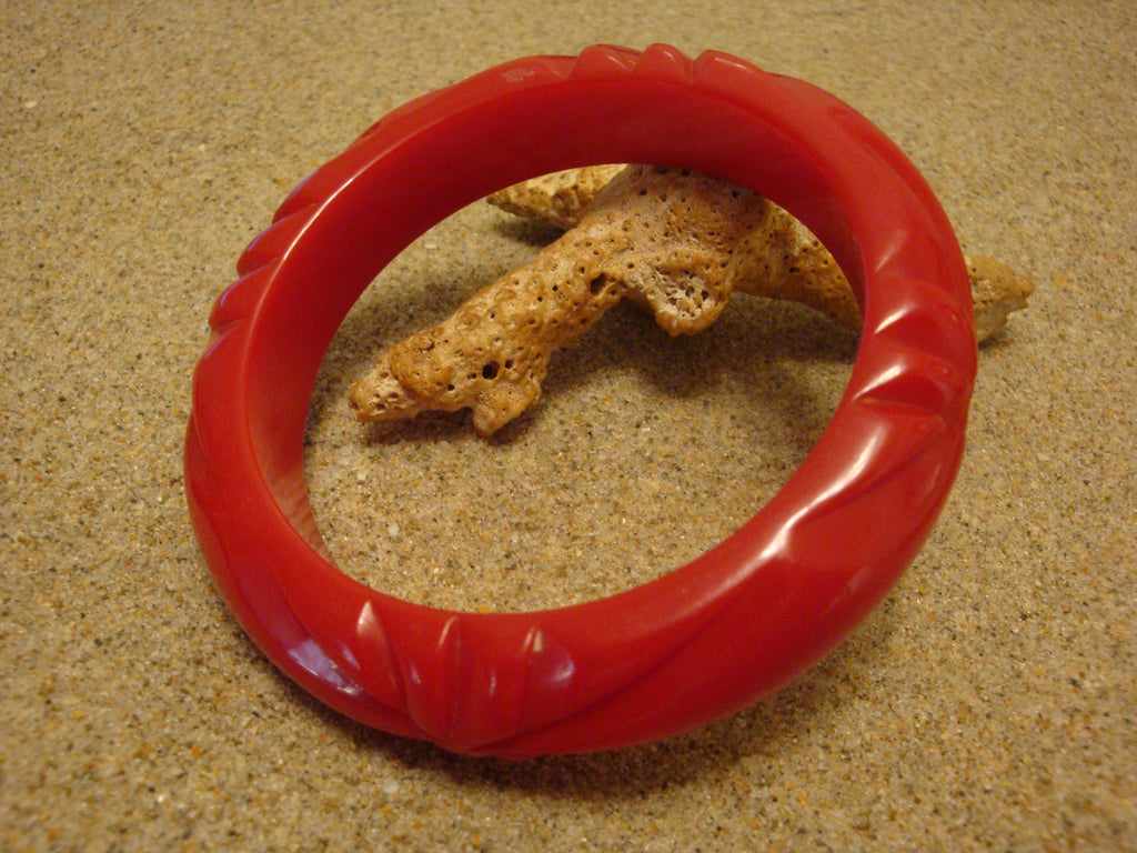 Vintage 5/8" Bakelite Bracelet! Bright Cherry Red; Four Abstract Flower Carvings!