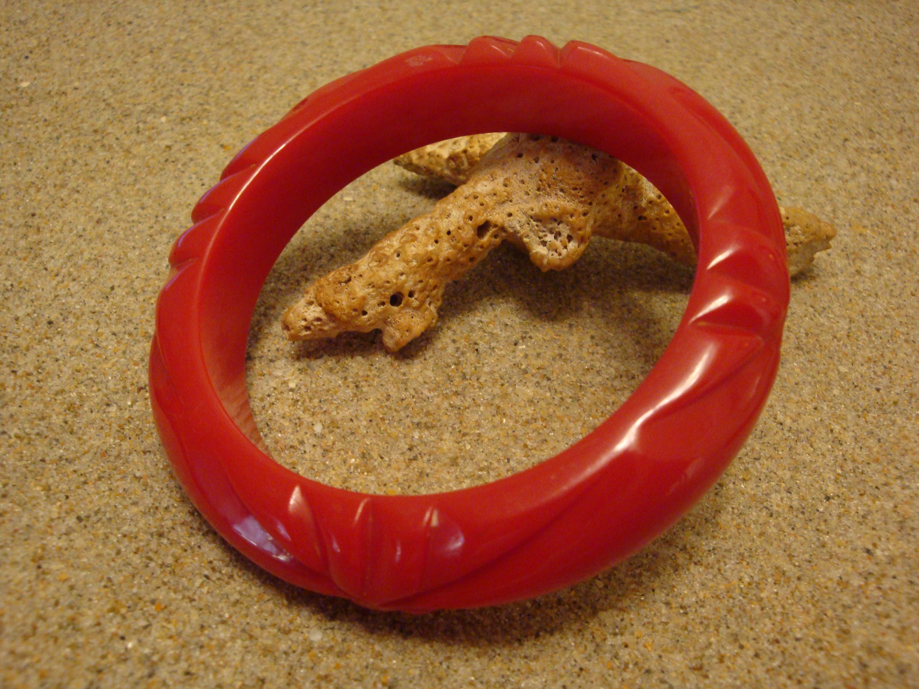 Vintage 5/8" Bakelite Bracelet! Bright Cherry Red; Four Abstract Flower Carvings!