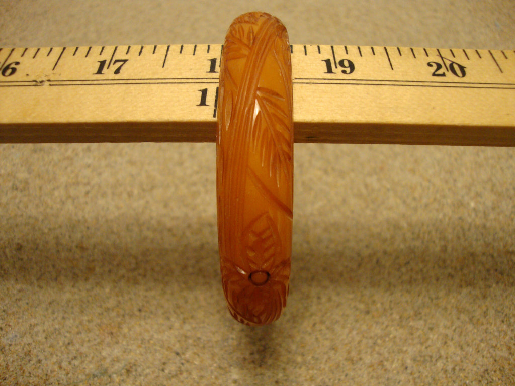 Vintage 5/8" Semi Translucent Butterscotch Bakelite Bracelet! Flower/Leaf Carvings!