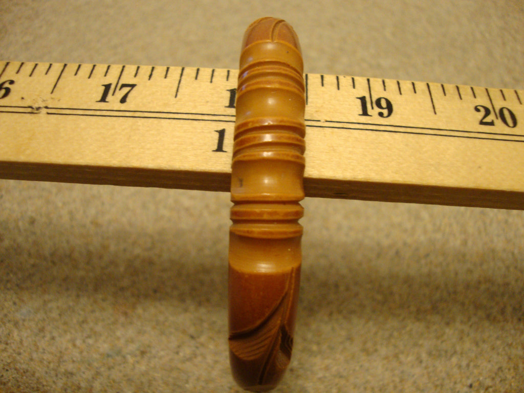 Vintage Brown Overdyed Butterscotch Bakelite Bracelet! Flower/Slash Carvings!!