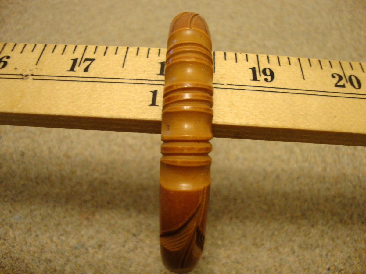 Vintage Brown Overdyed Butterscotch Bakelite Bracelet! Flower/Slash Carvings!!