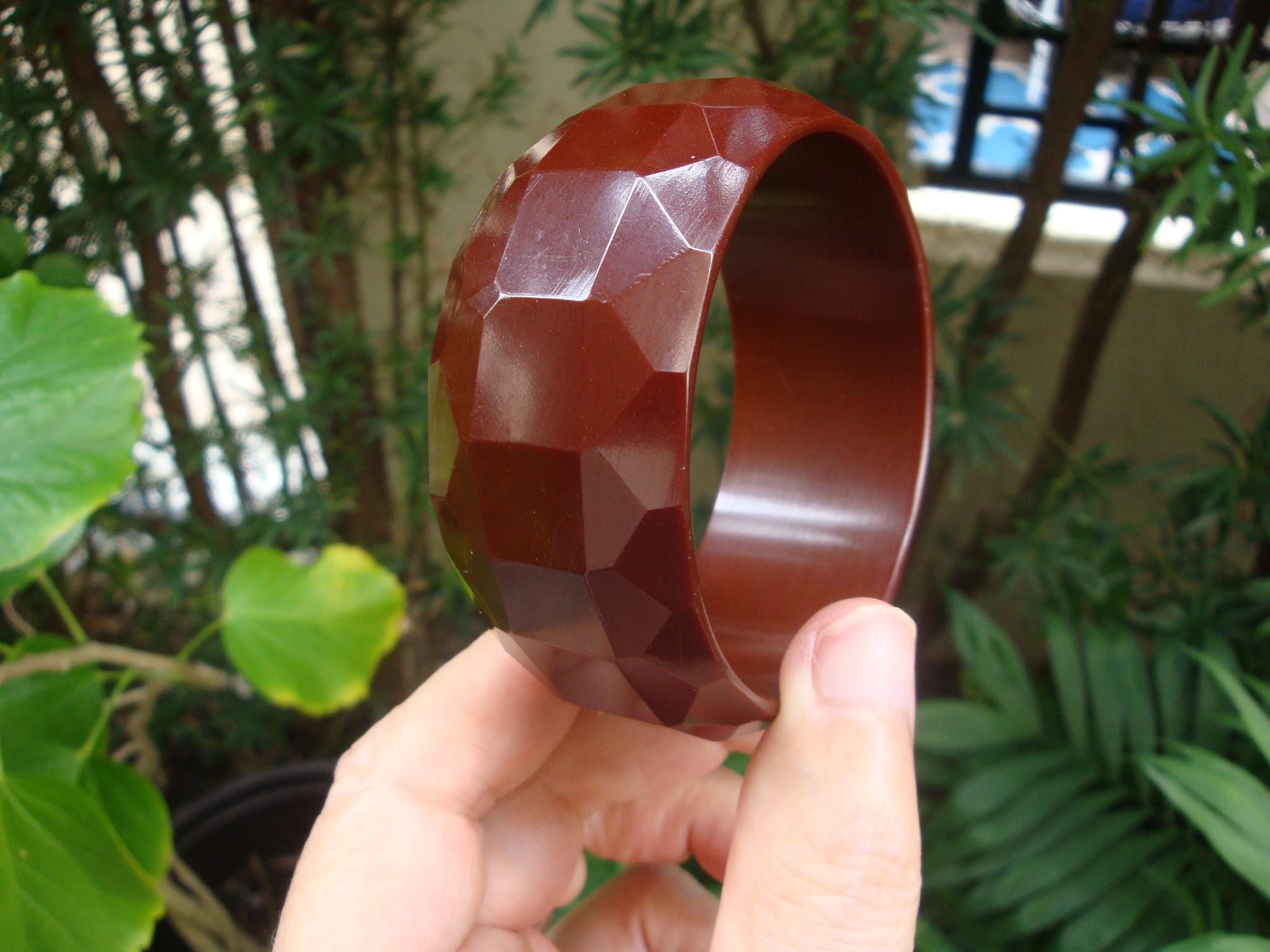 Vintage 1 1/4" Chocolate Brown Bakelite Bracelet! w/ Square & Pentagon Facets!