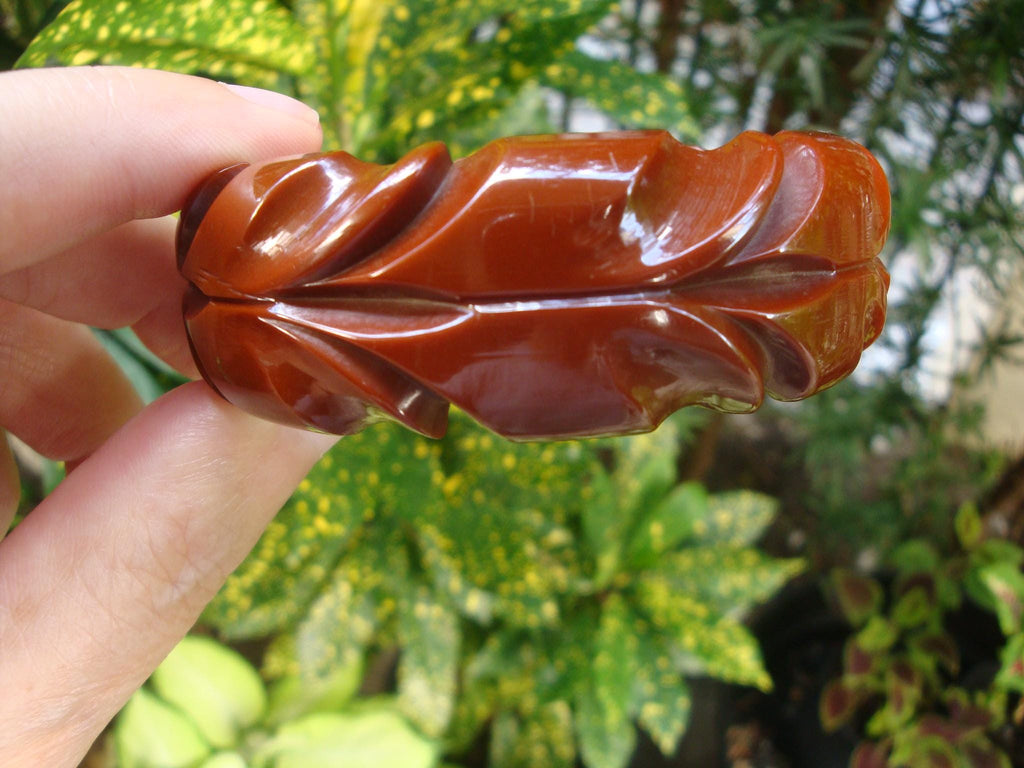 Vintage Milk Chocolate Bakelite Bracelet: Abstract Vine Carvings