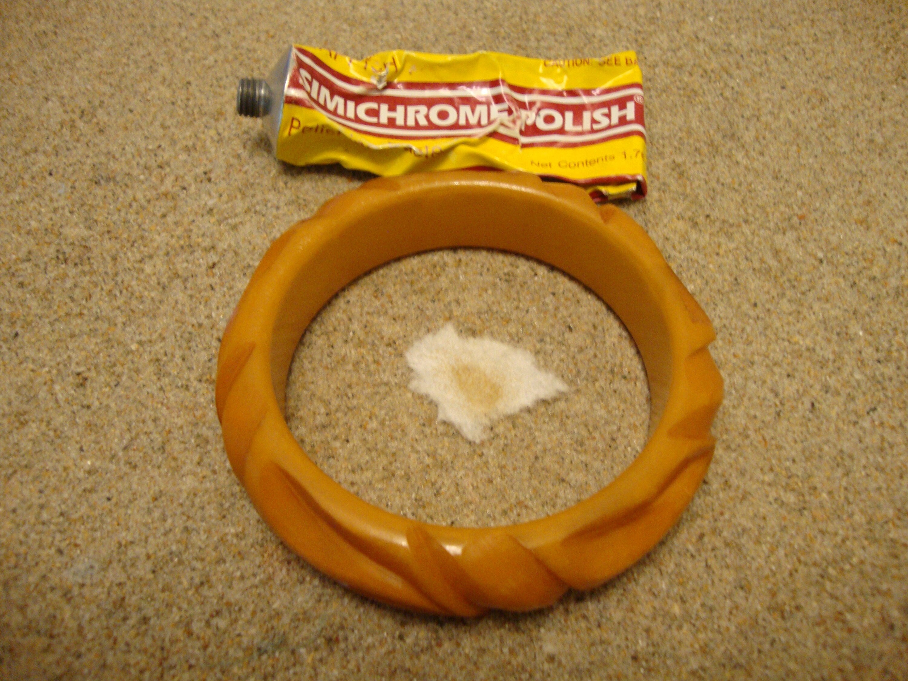 Vintage 3/4" Orange Bakelite Bracelet! Sculpted Abstract Flower Designs!