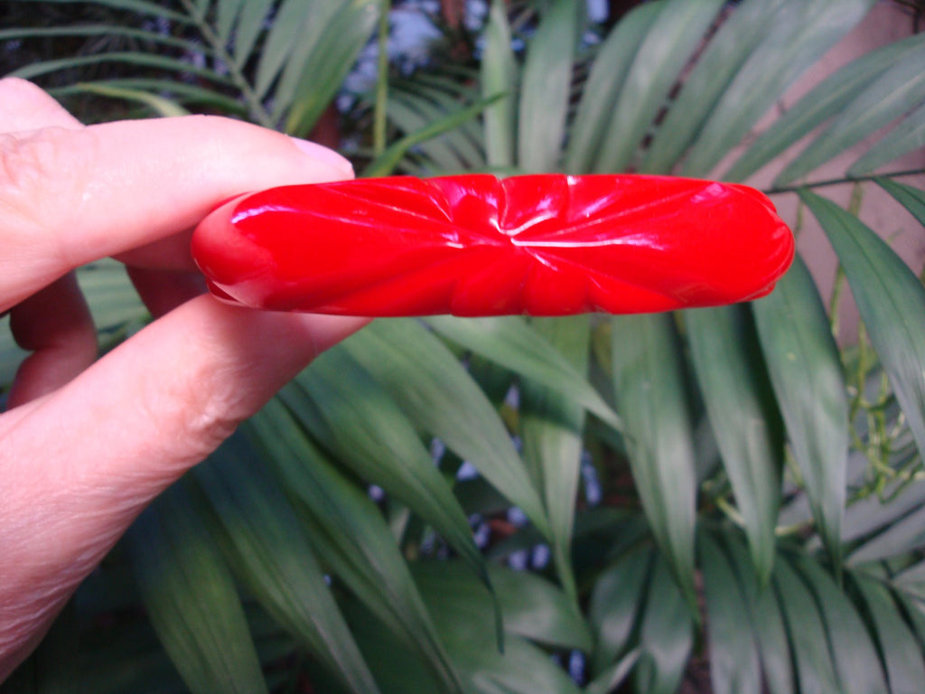 Vintage 5/8" Bakelite Bracelet! Bright Cherry Red; Four Abstract Flower Carvings!