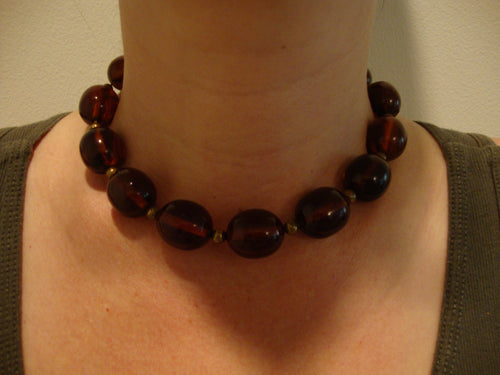 Beautiful Vintage 16" Cherry Bakelite Necklace! Large 3/4" Oval Beads!!