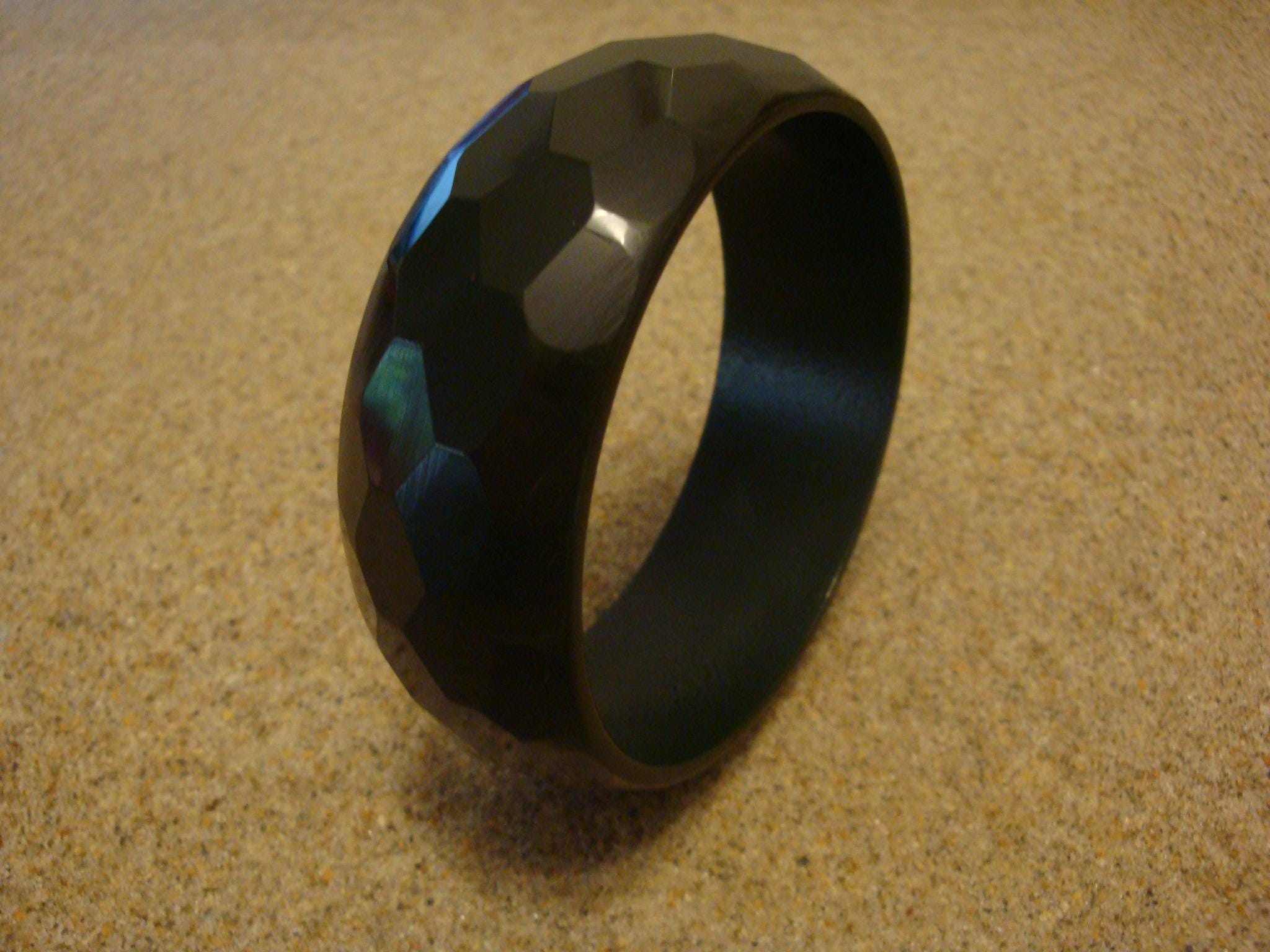 Vintage Green Bakelite Bracelet: Faceted Design, 1-inch