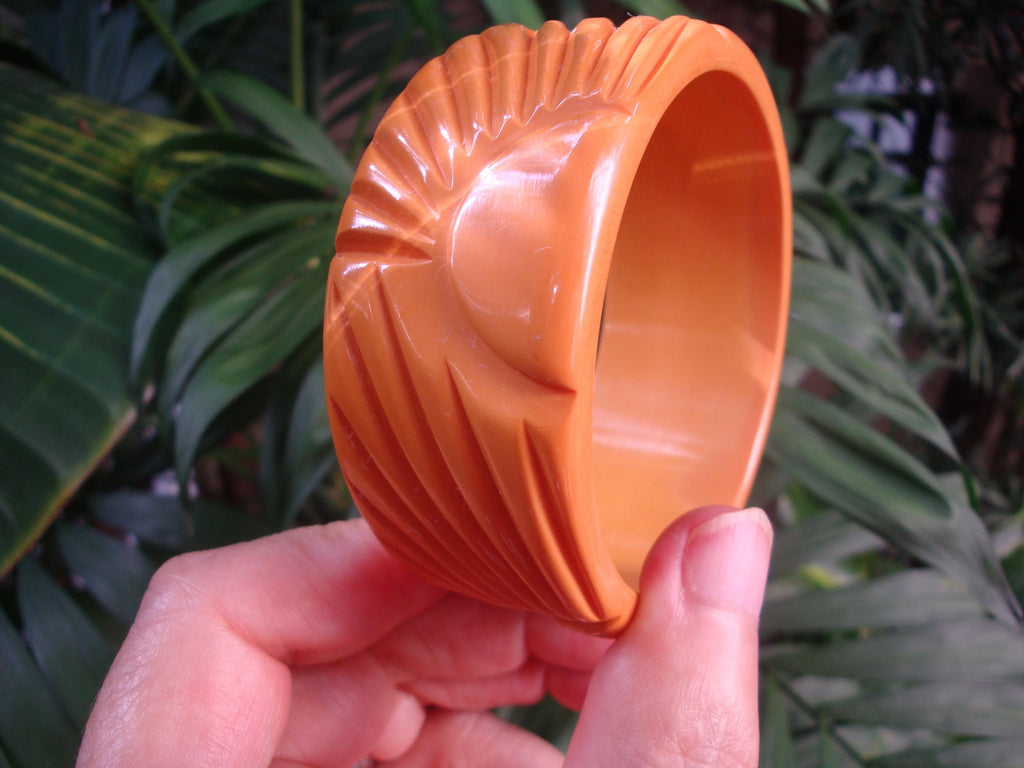 Vintage Canary Yellow Bakelite Bracelet: Carved Flower Design!