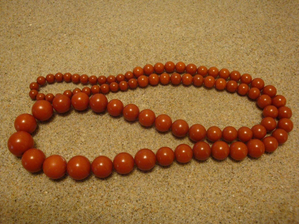 Vintage 31" Bakelite Necklace! Graduated Dark Burnt Orange Round Beads!