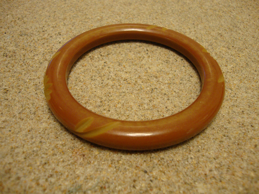 Vintage Jade Green Bakelite Bracelet w/ Brown Overdye and Flower/Leaf Carvings!!