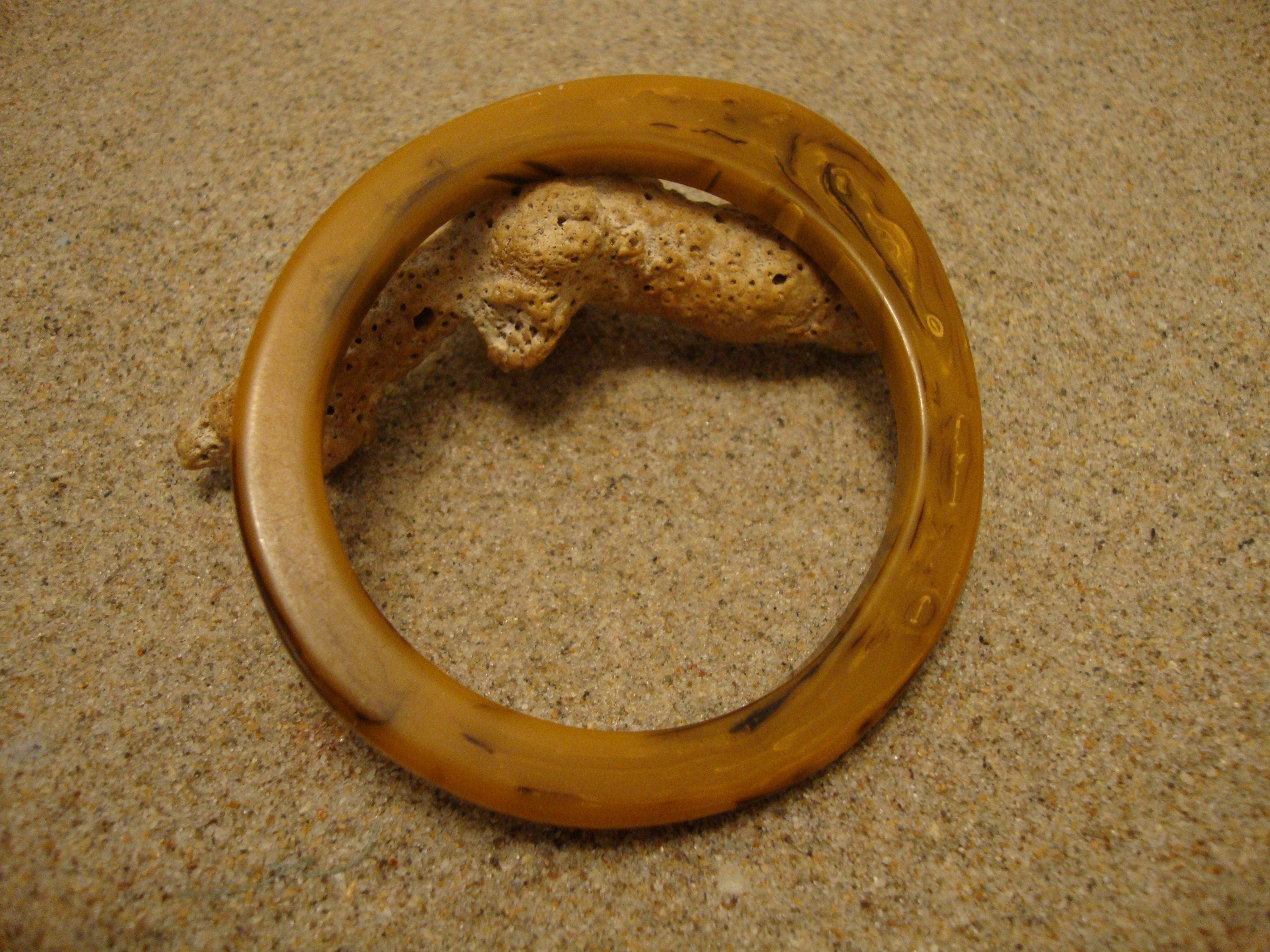 Vintage Marbled Bakelite Bracelet: 1950s Asymmetrical Bangle