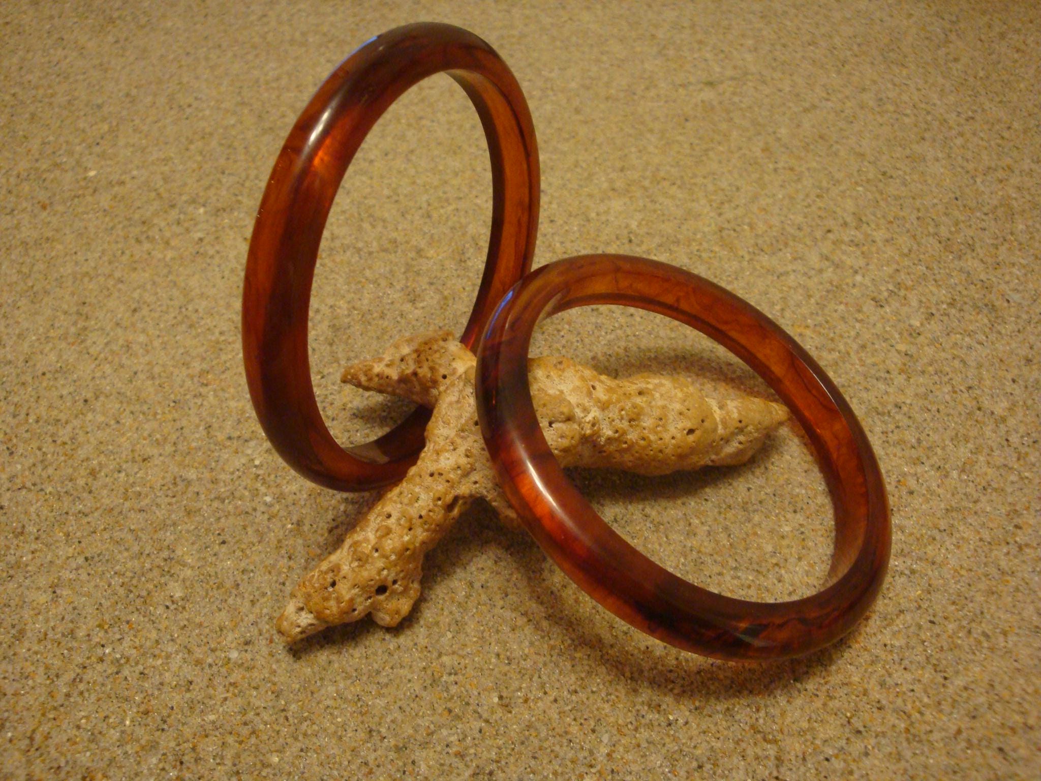 Vintage Pair 3/8" Bakelite Bracelets! Translucent Copper w/ Rust Marbling!