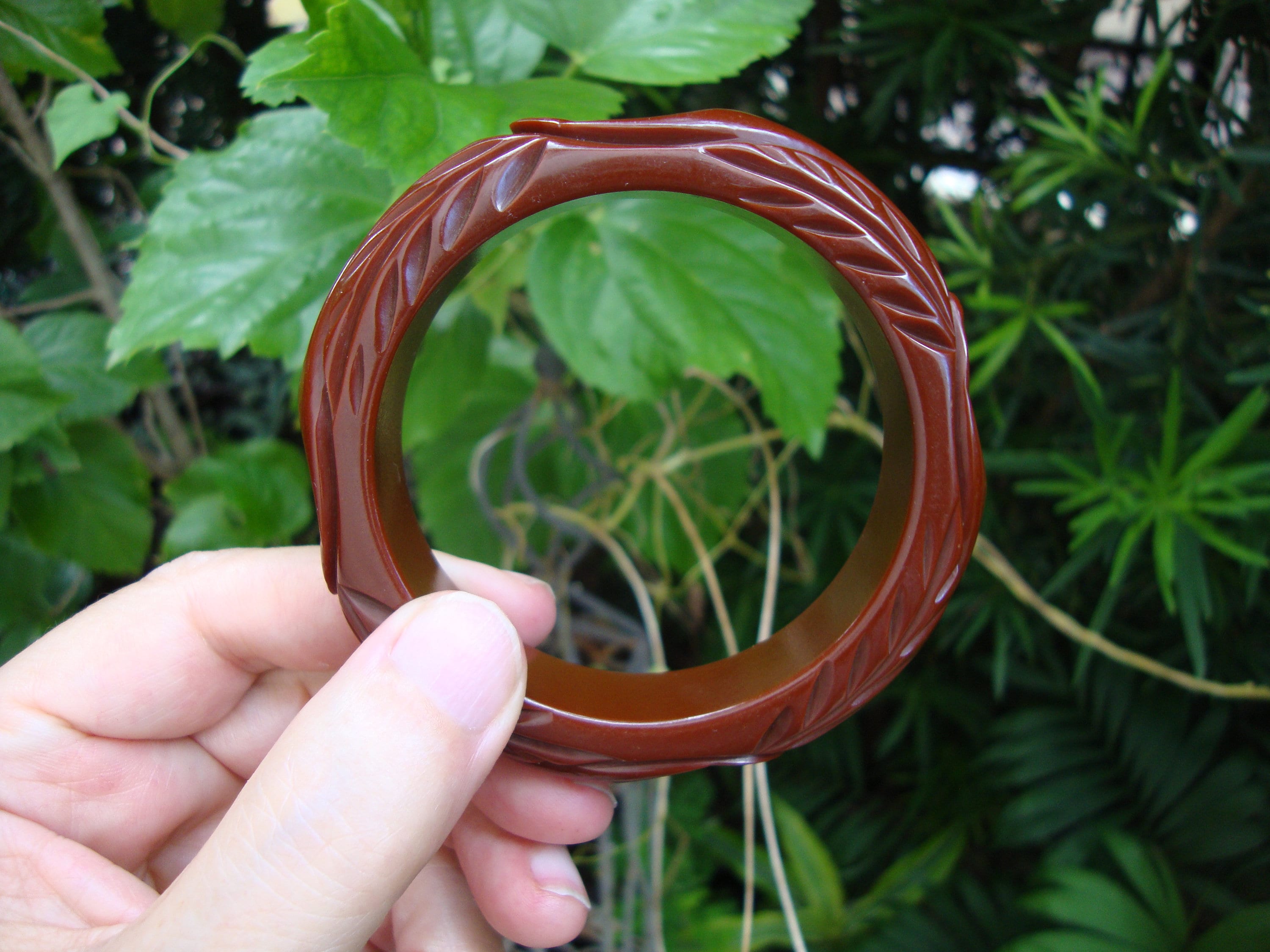 Vintage Bakelite Bracelet! Chocolate Brown w/ Abstract Flower & Leaf Carvings!