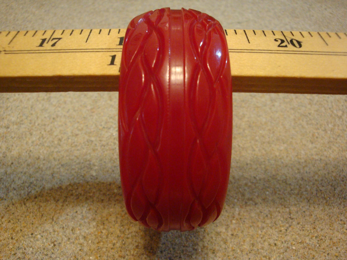 Vintage Cherry Red Bakelite Bracelet: Grooved Wavy Carvings