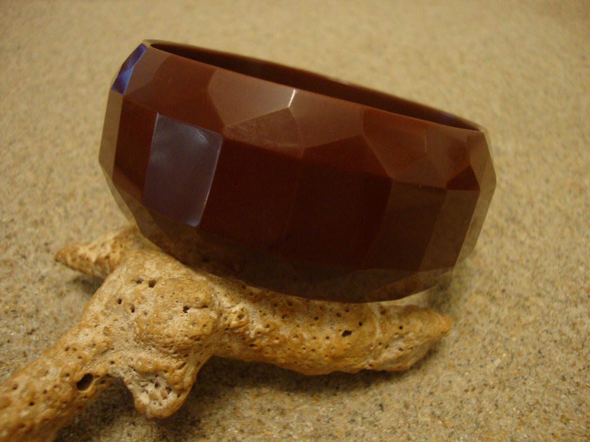 Vintage 1.25" Chocolate Brown Bakelite Bracelet!; Square/Pentagon Shaped Facets!