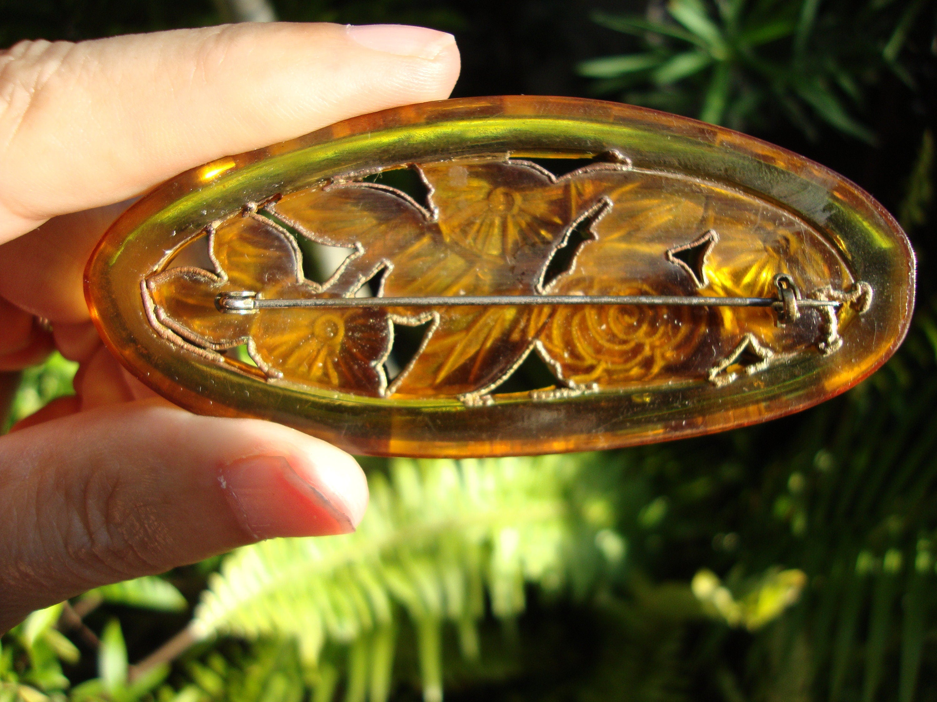 Rare Vintage Bakelite Brooch! Dichromatic Yellow w/ Gold Painted Rose Carvings!