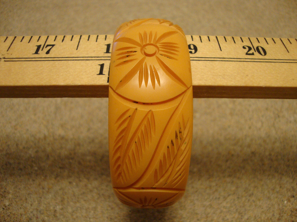 Vintage Goldenrod Bakelite Bracelet: Abstract Floral Carvings