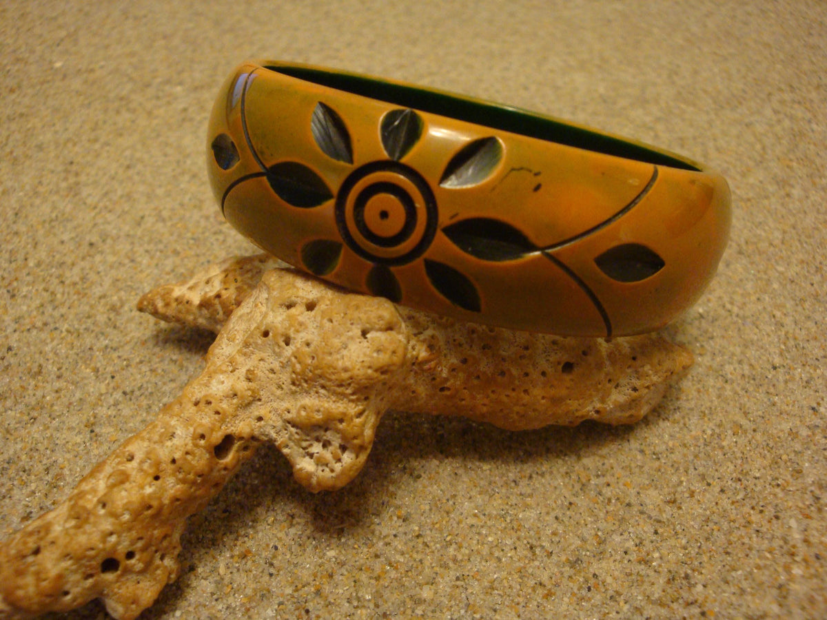 Vintage Orange Bakelite Bracelet w/ Green Overdye & Three Large Flower Carvings!
