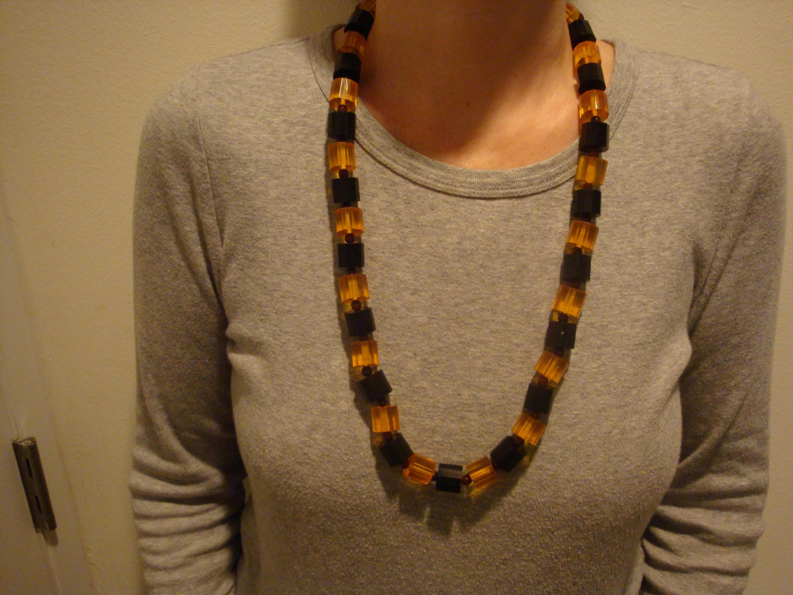 Vintage 30" Bakelite Applejuice/Black 1/2" Faceted Barrel Bead Necklace! 127g!!