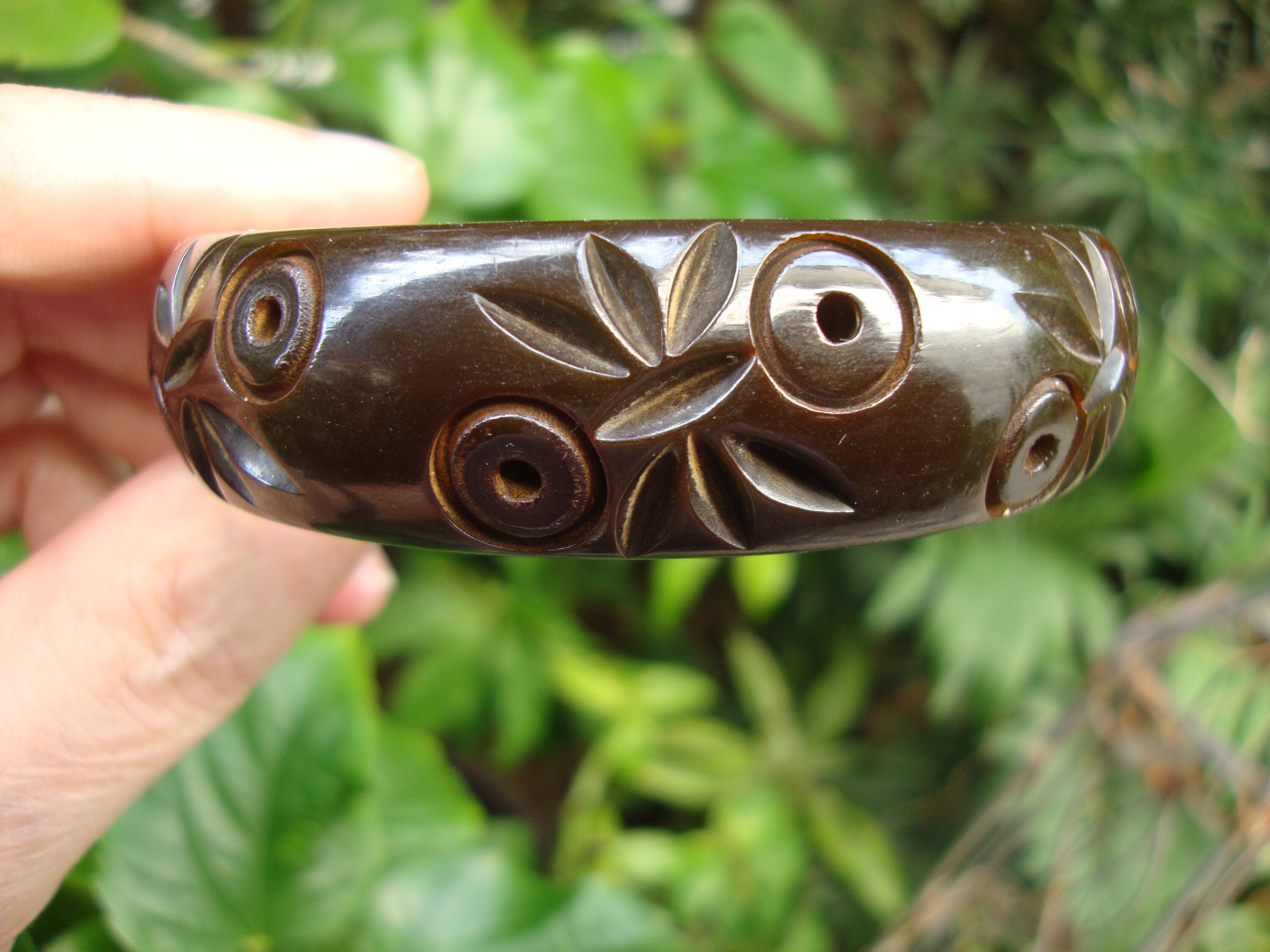 Vintage Midnight Green Bakelite Bracelet: Abstract Floral Carvings