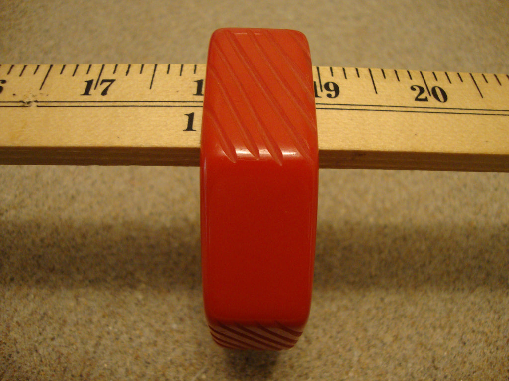 Vintage 7/8" Red Bakelite Bracelet! Octagon Shape w/ Diagonal Slash Carvings!
