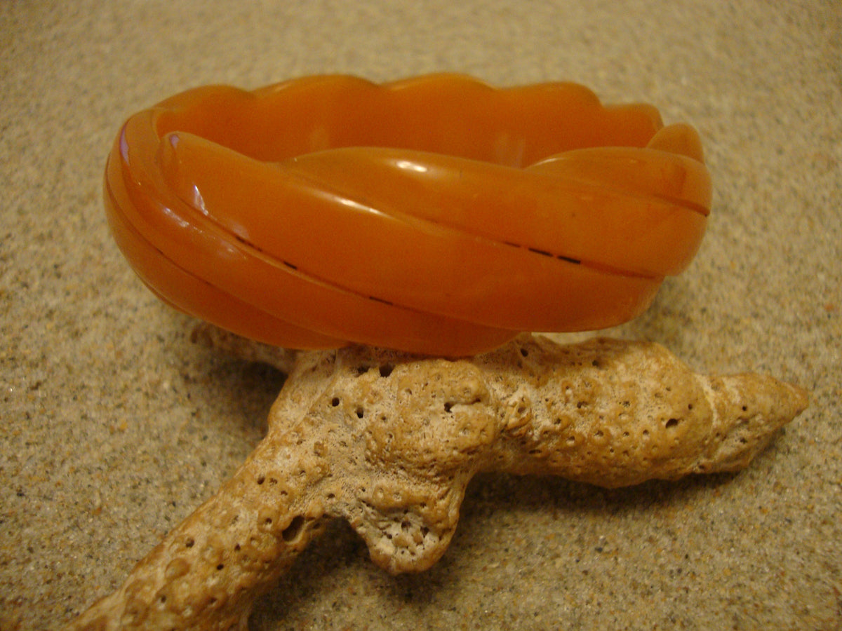 Vintage Semi Translucent Tangerine Bakelite Bracelet w/ Diagonal Slash Carvings!