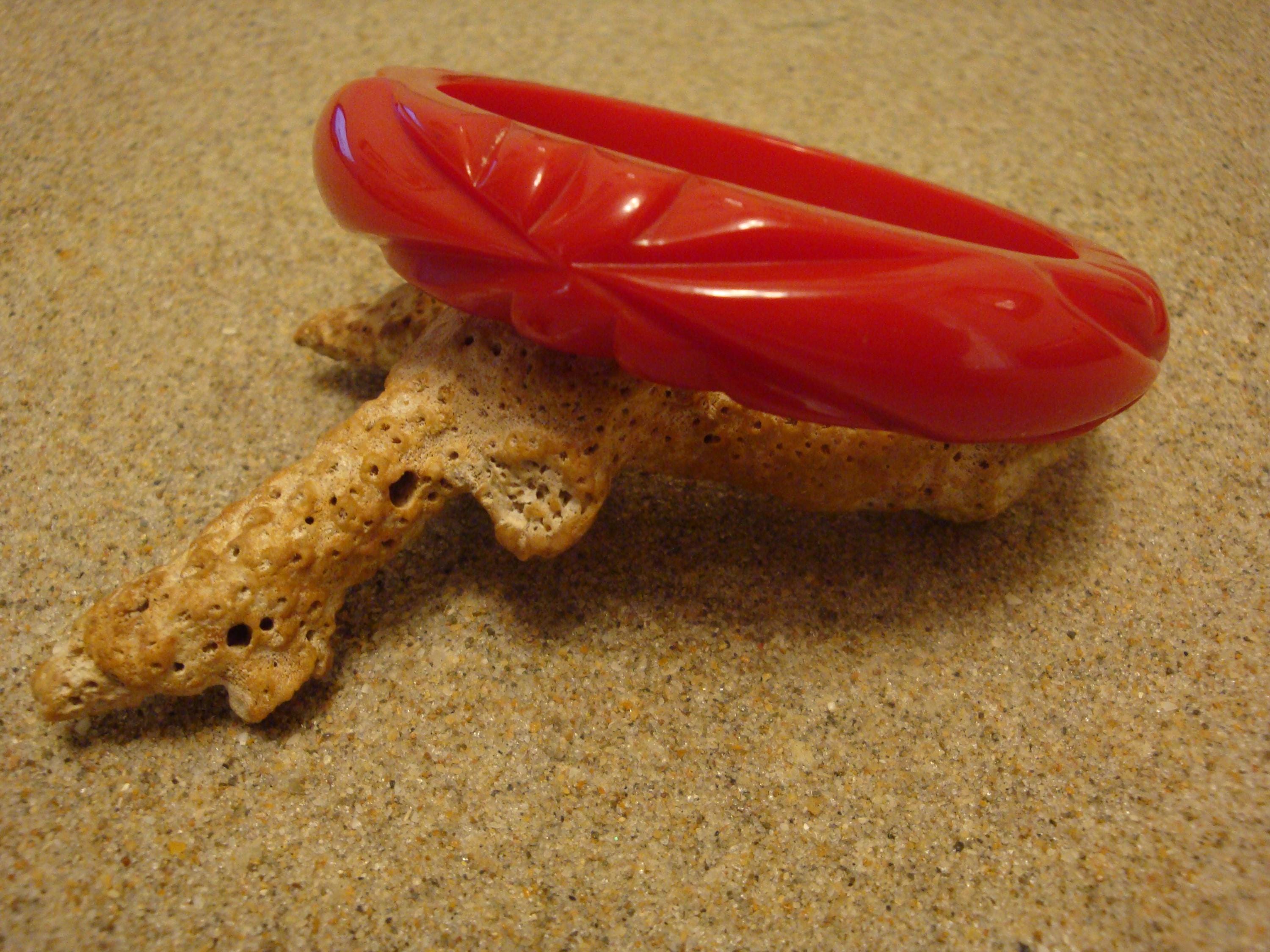 Vintage 5/8" Bakelite Bracelet! Bright Cherry Red; Four Abstract Flower Carvings!