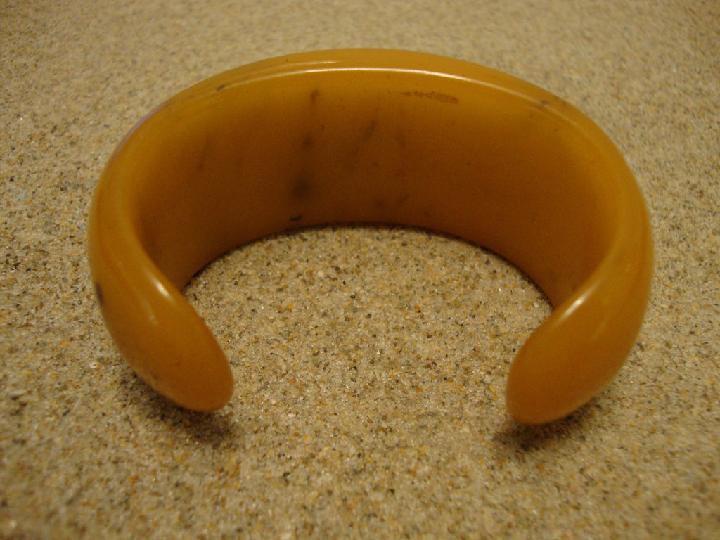 Vintage Butterscotch Bakelite Cuff Bracelet: 1 1/4" Wide