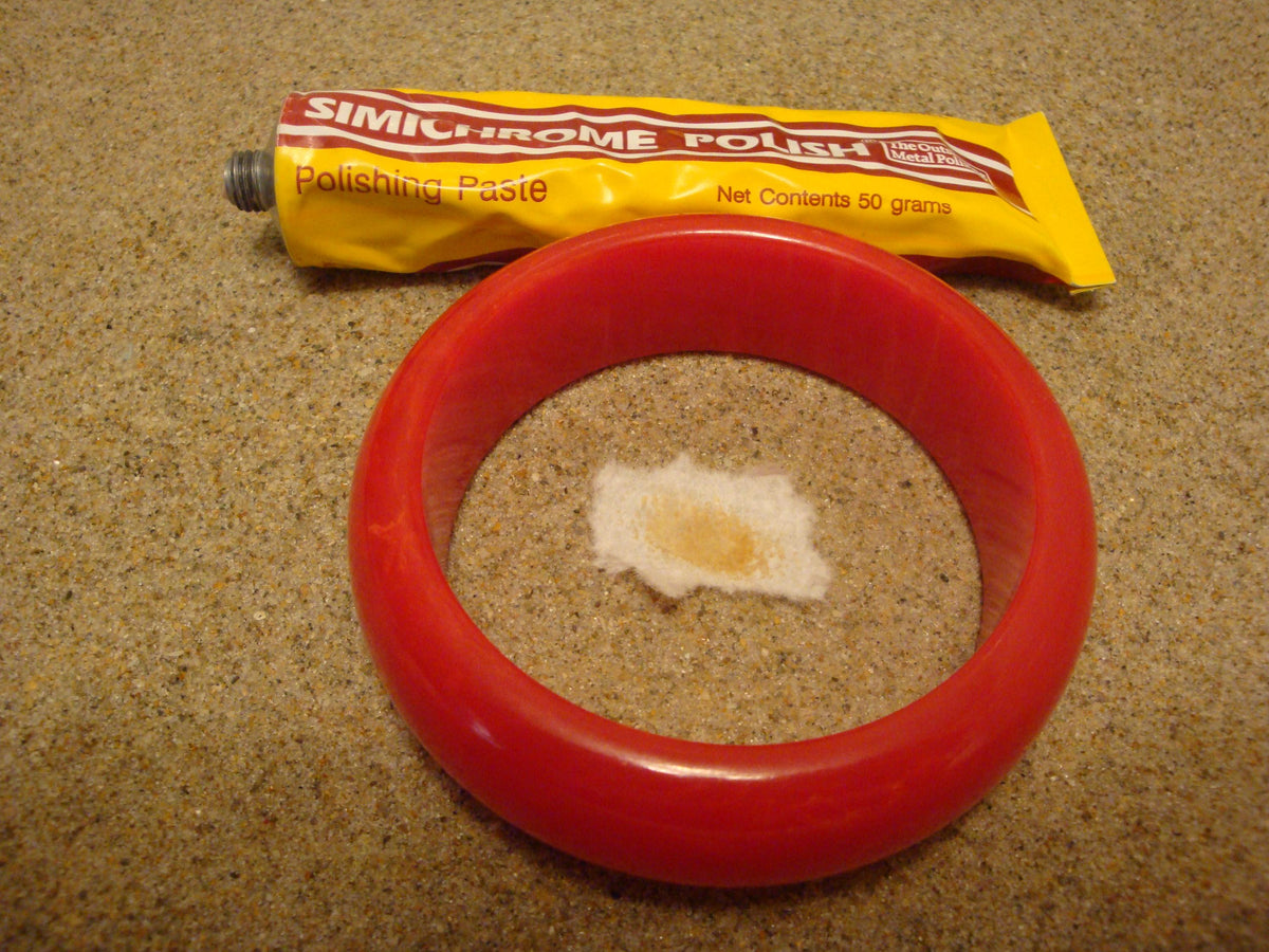 Vintage 7/8" Bakelite Bracelet! Dazzling Bright Cherry Red w/ Cream Marbling!
