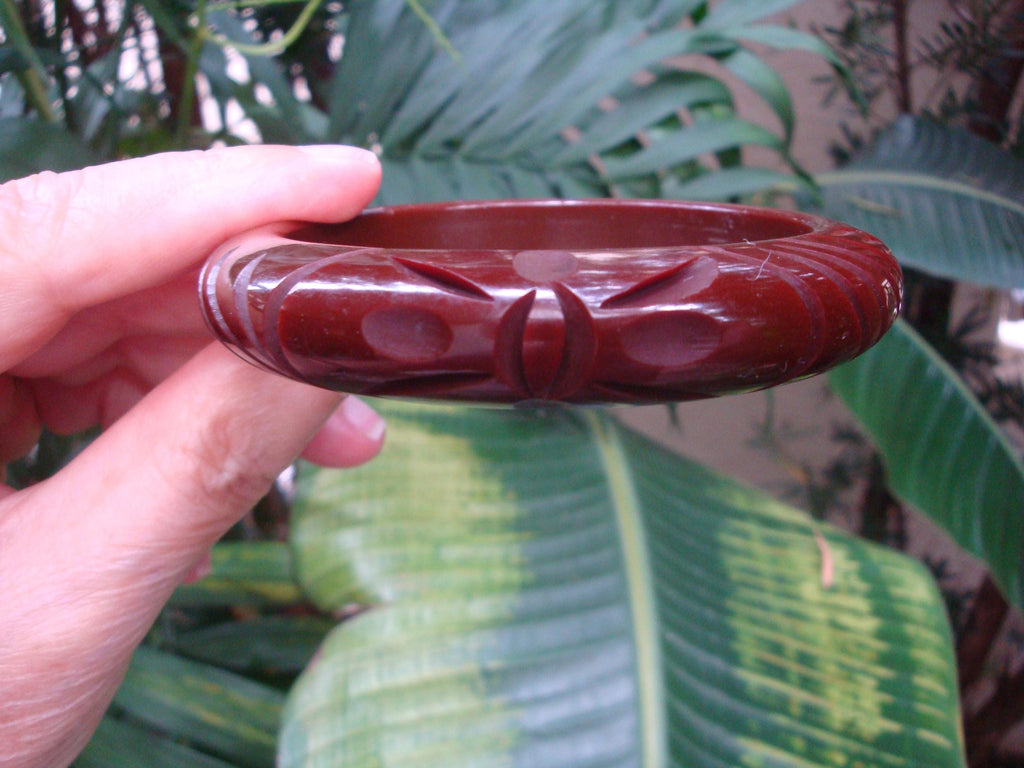 Vintage Brown Bakelite Bangle Bracelet, Carved Dragonfly Design