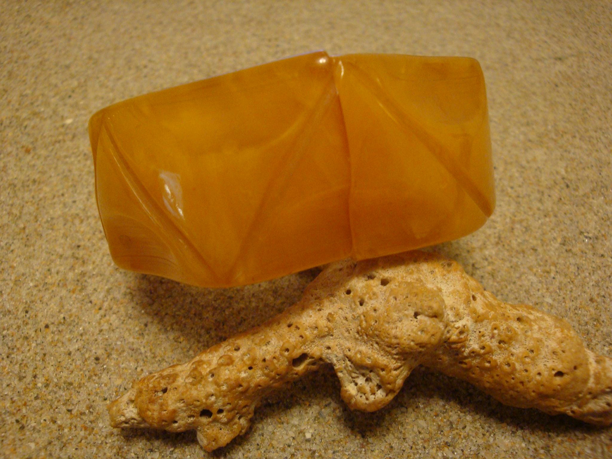 Vintage Marbled Clear & Opaque Yellow Bakelite Clamper Bracelet; Abstract Geometric Design!