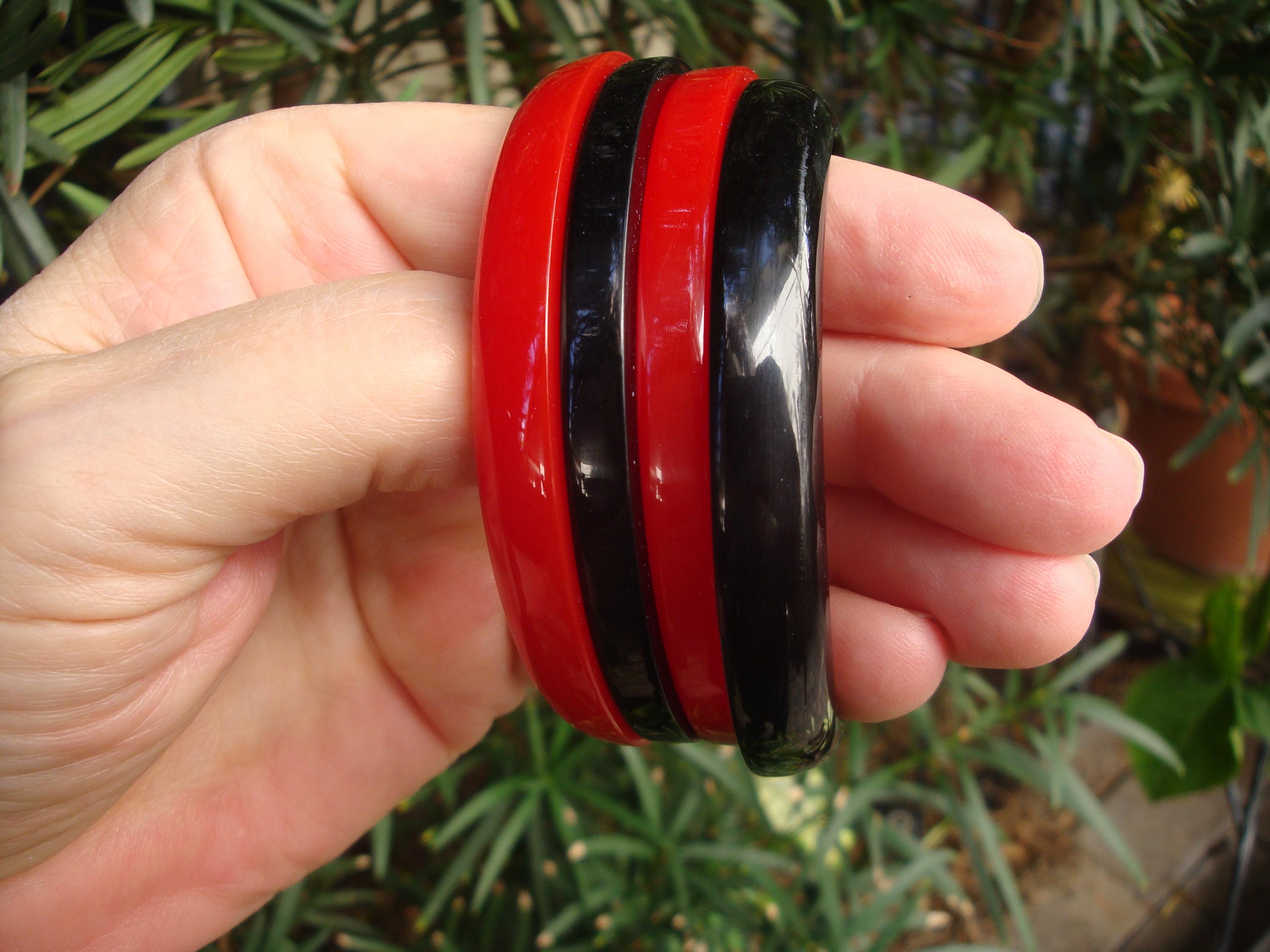 Restored Vintage 1 1/4" Cherry Red & Jet Black  Bakelite "Bookend" Bracelet Set!