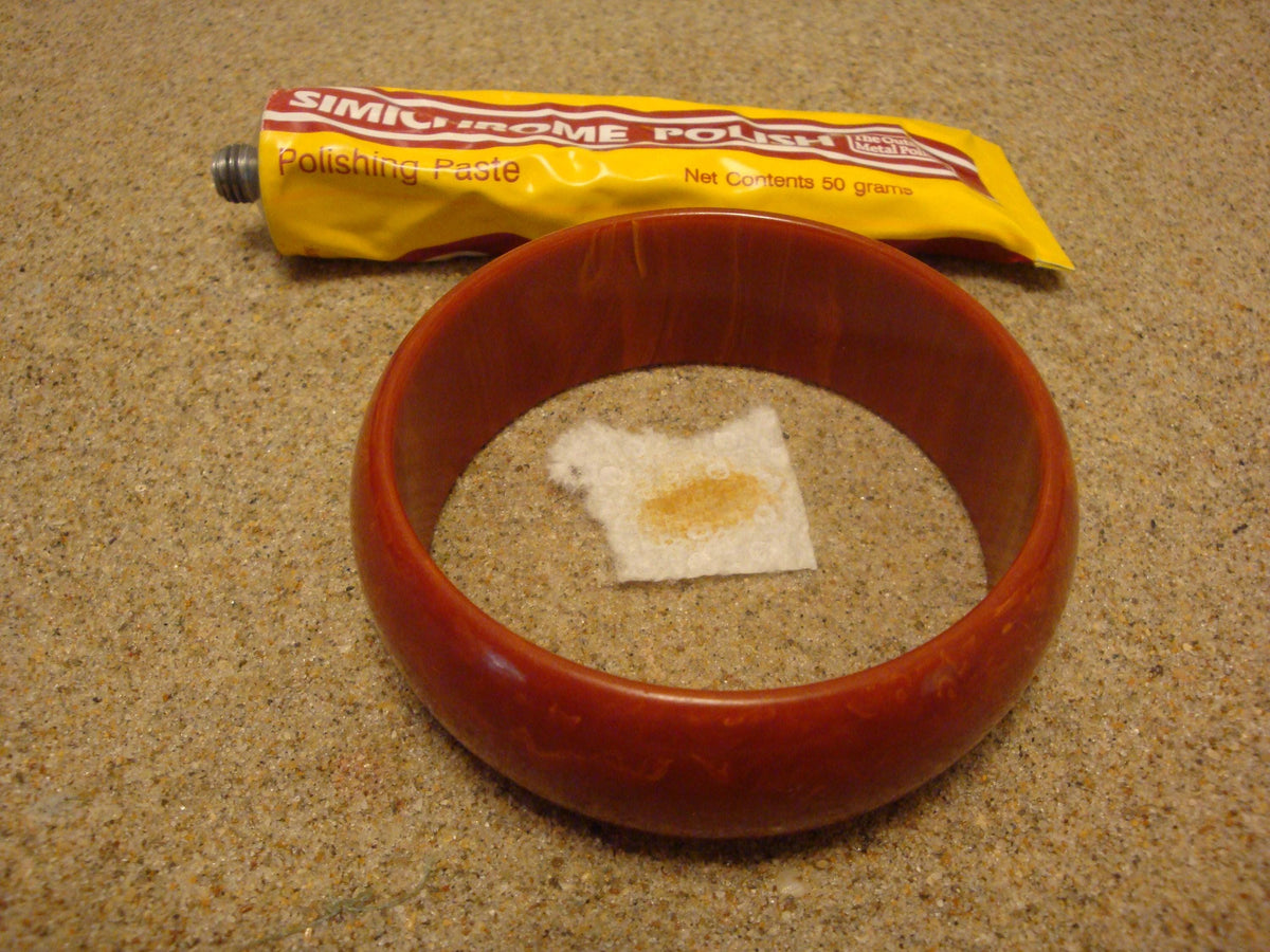 Vintage 1" Domed Bakelite Bangle Bracelet, Marbled Paprika