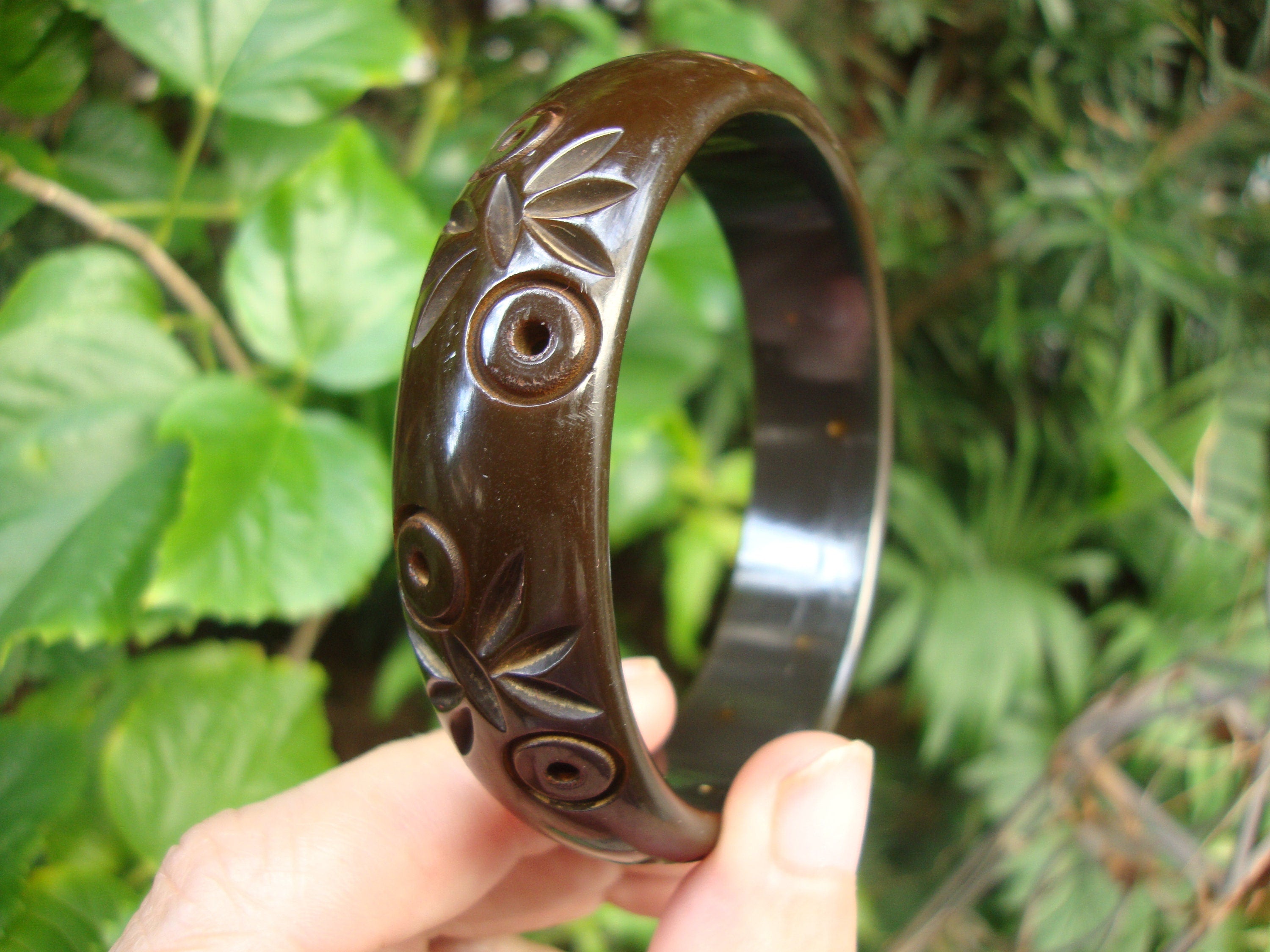 Vintage Midnight Green Bakelite Bracelet: Abstract Floral Carvings