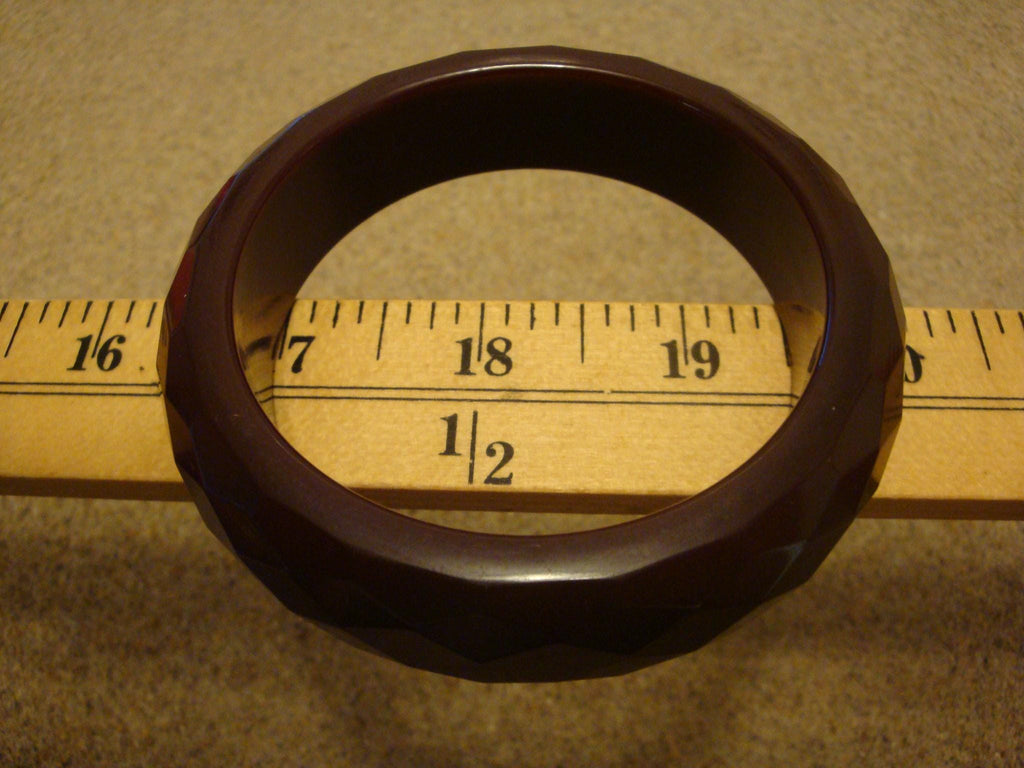Vintage 3/4" Chocolate Brown Bakelite Bracelet! Diamond & Pentagon Facets!