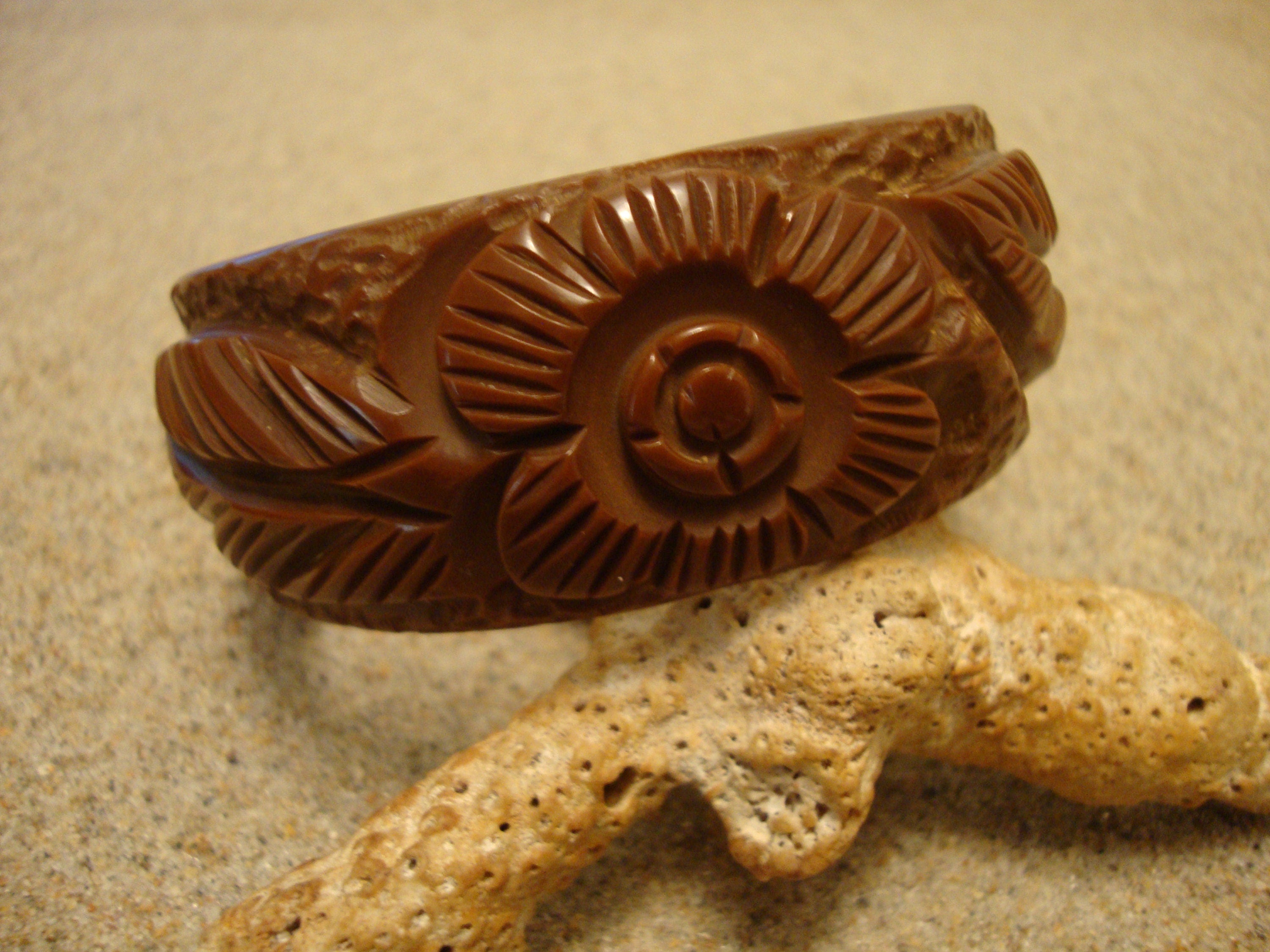Vintage Chocolate Brown Bakelite Bracelet: Carved Flower & Leaf Design