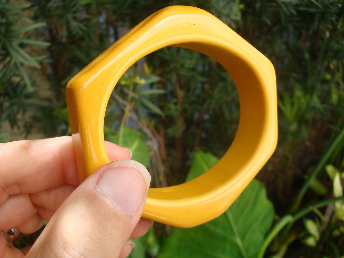 Vintage Canary Yellow Bakelite Bracelet: Hexagonal Bangle, 3/4"